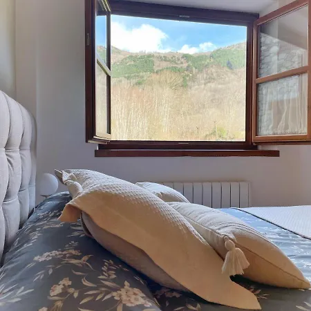 Valle De Alba アパート ベナスケ